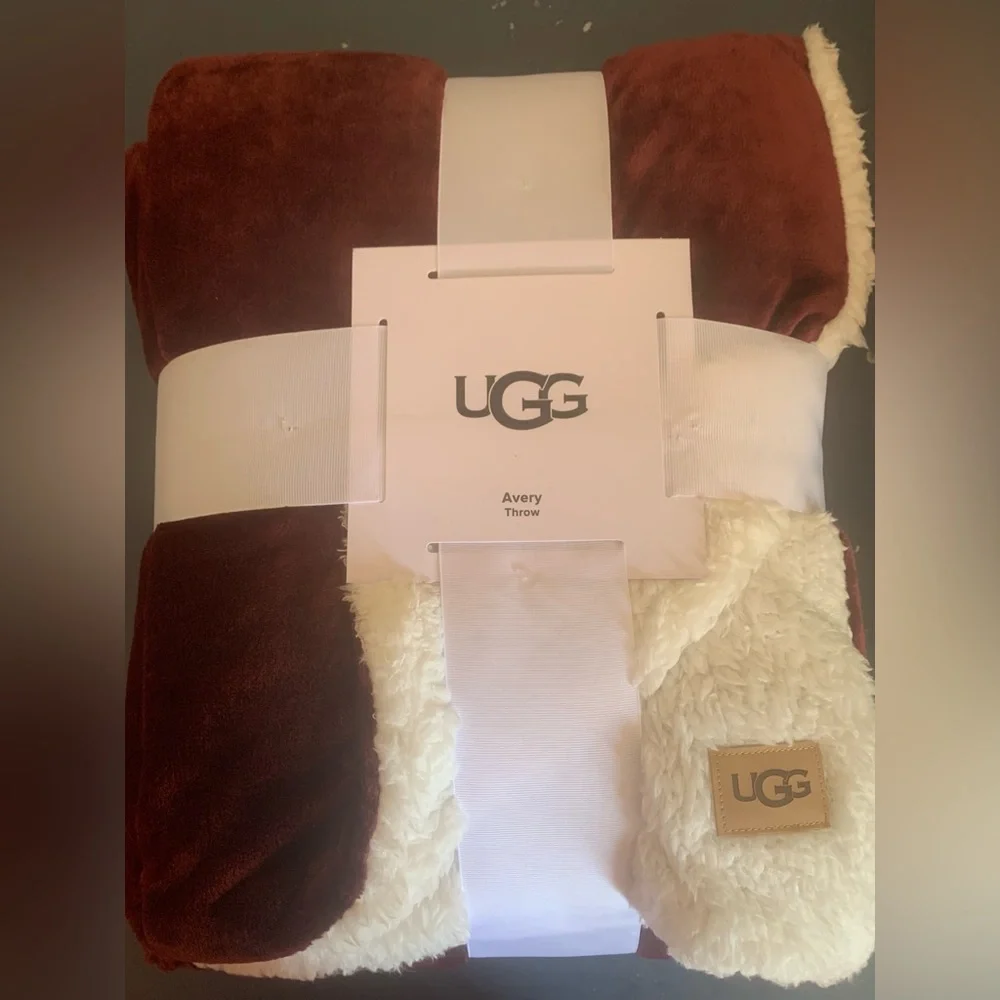 UGG choosing sides